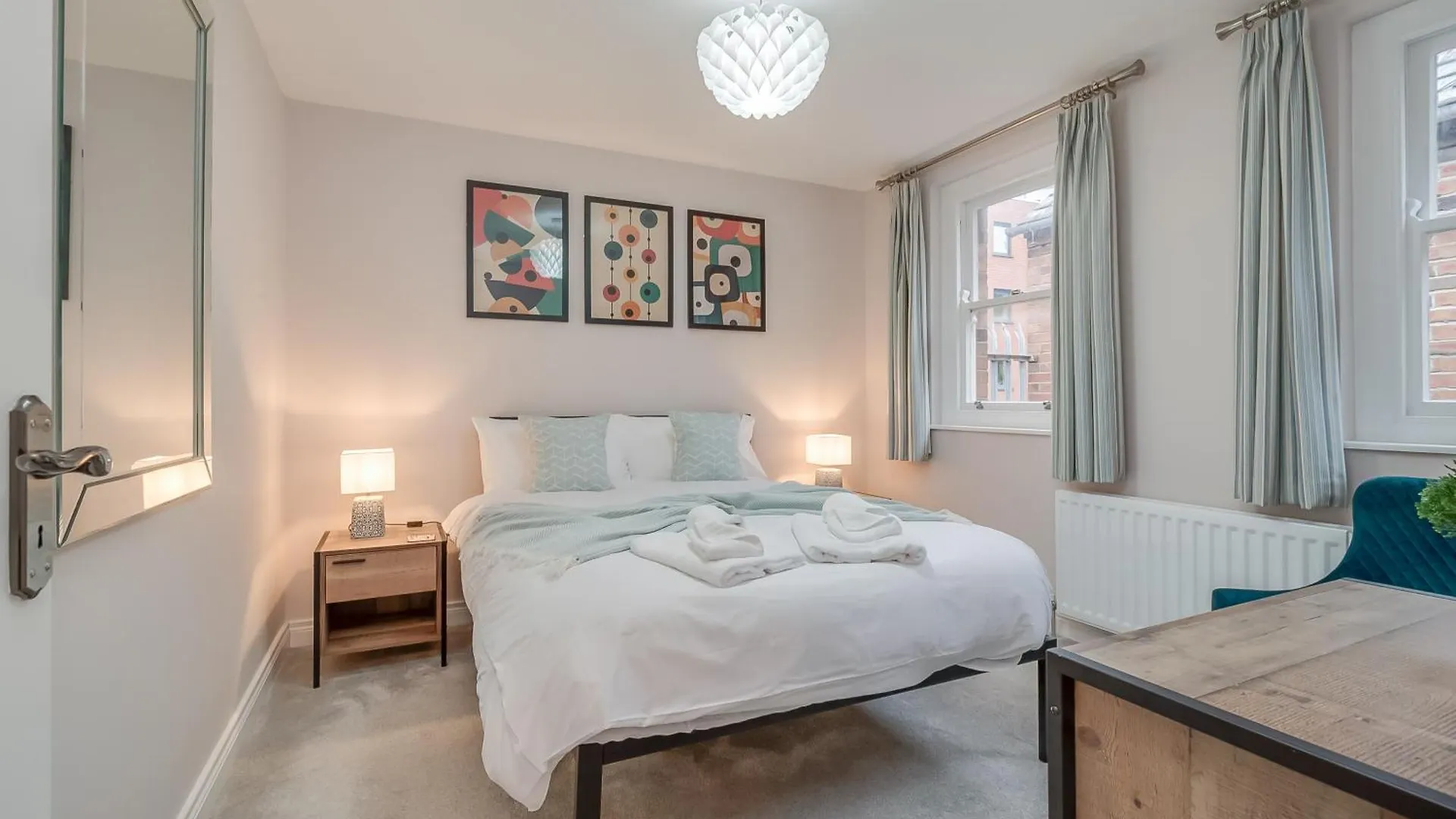 度假居 Staybynumbers - Belfast City Centre - 3 Bed, 3 Bathroom & Parking
